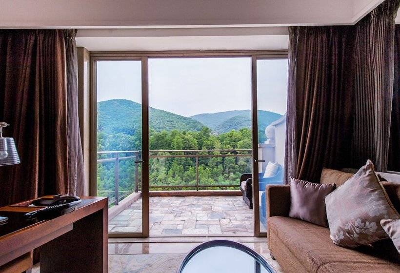 Номер Executive, Mission Hills Hotel Resorts Dongguan