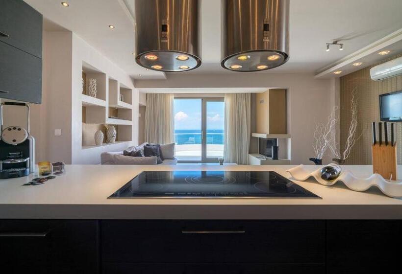 Люкс Мастер Вид на Море, Kymothoe Elite Suites