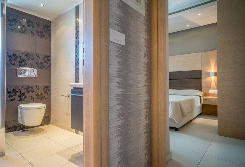 Люкс Superior Вид на Море, Kymothoe Elite Suites