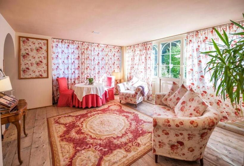 سوئیت با وان آب گرم, Villa Orso Grigio