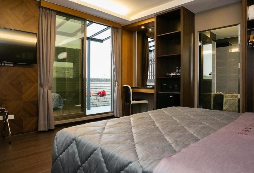 اتاق لوکس با بالکن, Yuhao Hotel   Hsinchu Branch