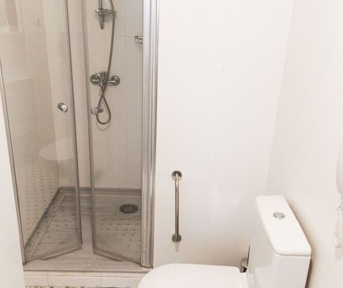 スーペリアトリプルルーム, Galata Door Otel