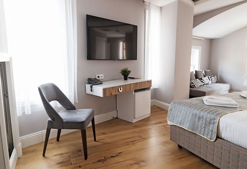 スーペリアトリプルルーム, Galata Door Otel