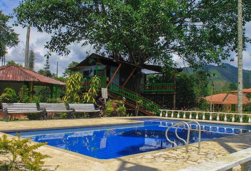 패밀리 룸, Room In Lodge   Family Cabin With River View