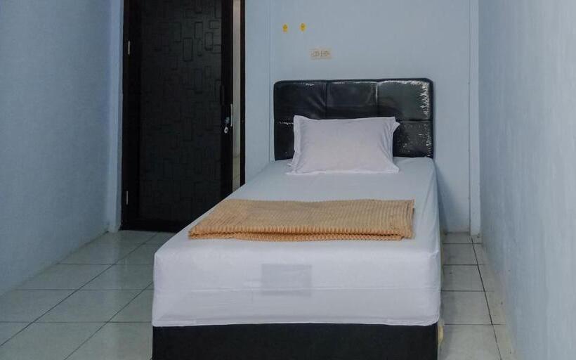 Номер Economy, Citra Green House Syariah Near Universitas Tulungagung