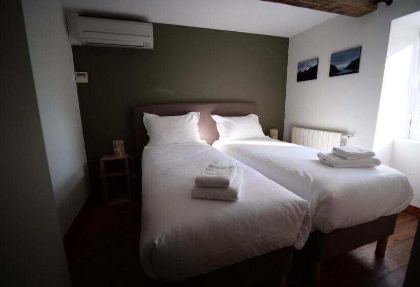 Номер Superior, Auberge Trabenia
