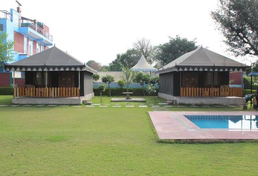 غرفة قياسية سرير كينج, Amrit Van Resort