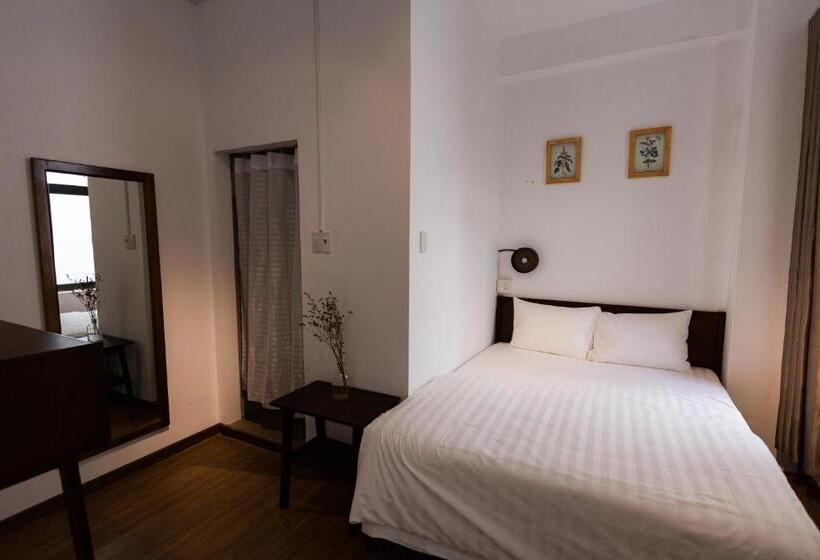 اتاق عادی, Laé Hostel
