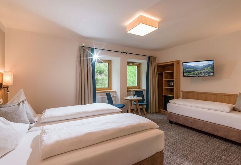 标准三人间, Alpen Glück Hotel Unterm Rain Garni