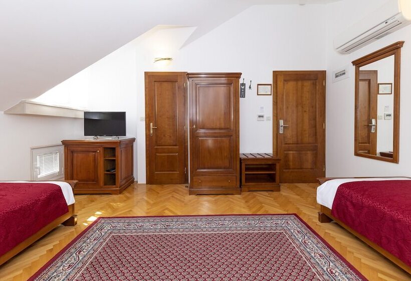 Номер Стандарт, Heritage Hotel Tisno
