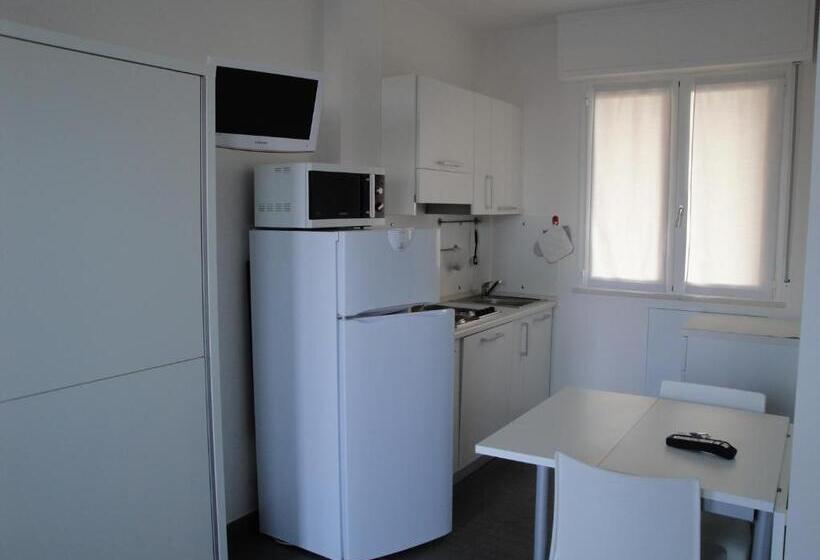 Студия Стандарт Вид на Море, Residence La Nave