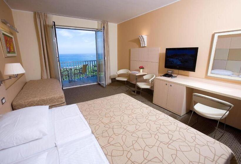اتاق خانوادگی, Mirta  San Simon Resort