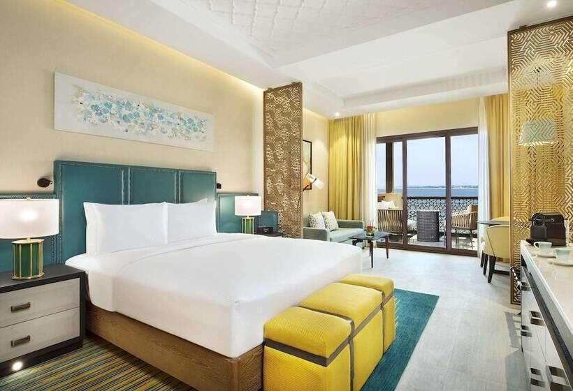 Номер Клуб Вид на Море, Doubletree By Hilton Resort & Spa Marjan Island
