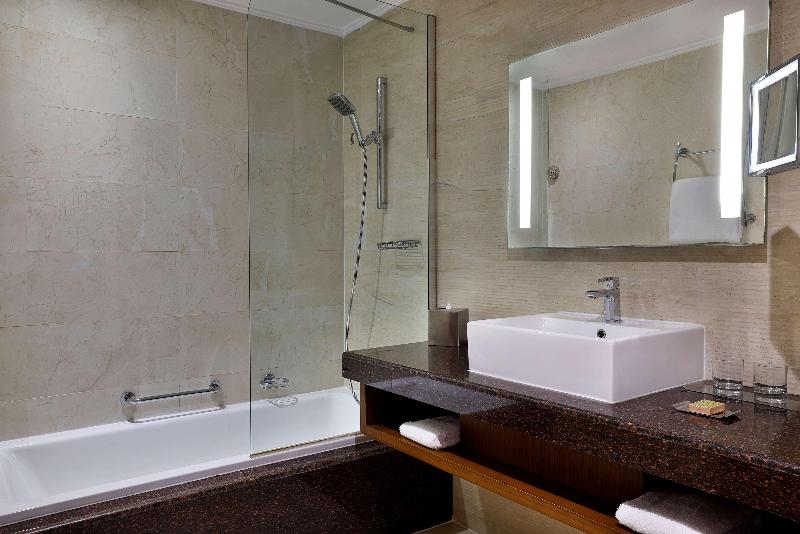 Номер Стандарт с Балконом, Doubletree By Hilton Resort & Spa Marjan Island