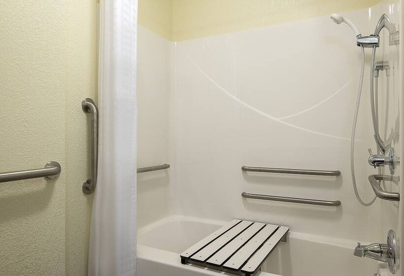 Suíte para Deficientes Físicos, Candlewood Suites Bloomington, An Ihg