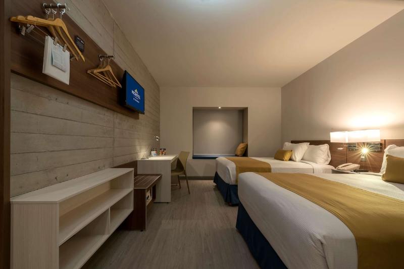 适合残疾人使用的标准间, Microtel Inn & Suites By Wyndham Guadalajara Sur