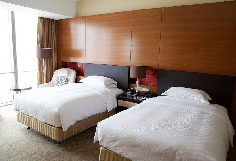 Номер Executive, Hilton Shijiazhuang