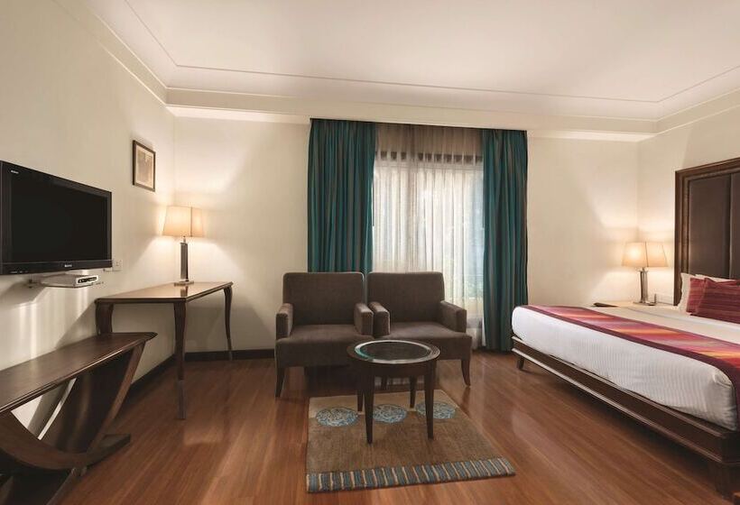 Номер Deluxe, Ramada By Wyndham Jalandhar City Center