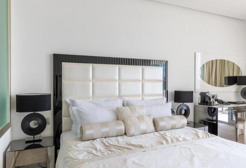 اتاق لوکس با چشم‌انداز دریا, Luxury Hotel Amabilis