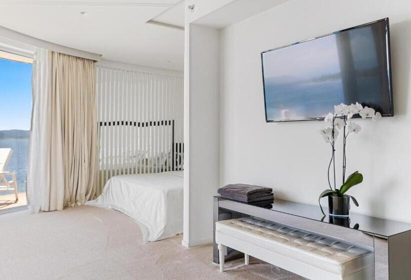 Deluxe Suite Sea View, Luxury Hotel Amabilis