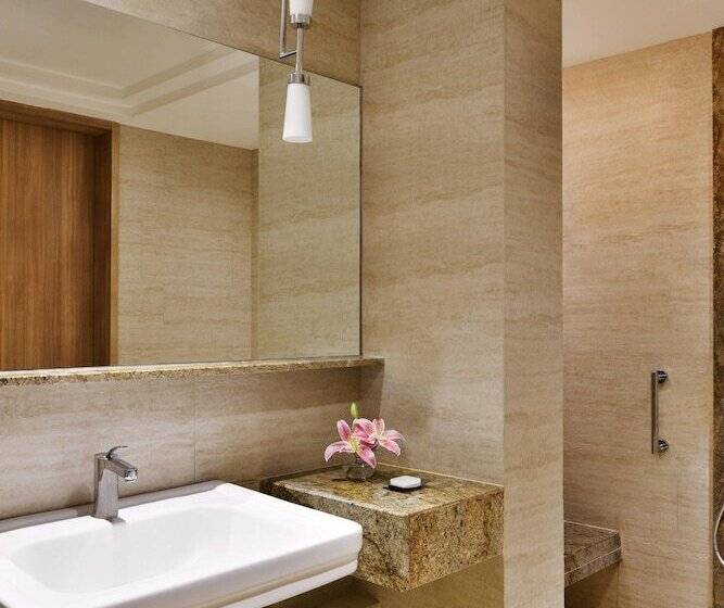 Номер Стандарт 2 Двуспальные Кровати, Bengaluru Marriott Hotel Whitefield