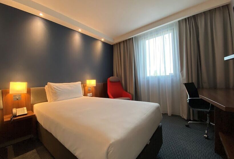 Номер Стандарт, Holiday Inn Express Dijon, An Ihg
