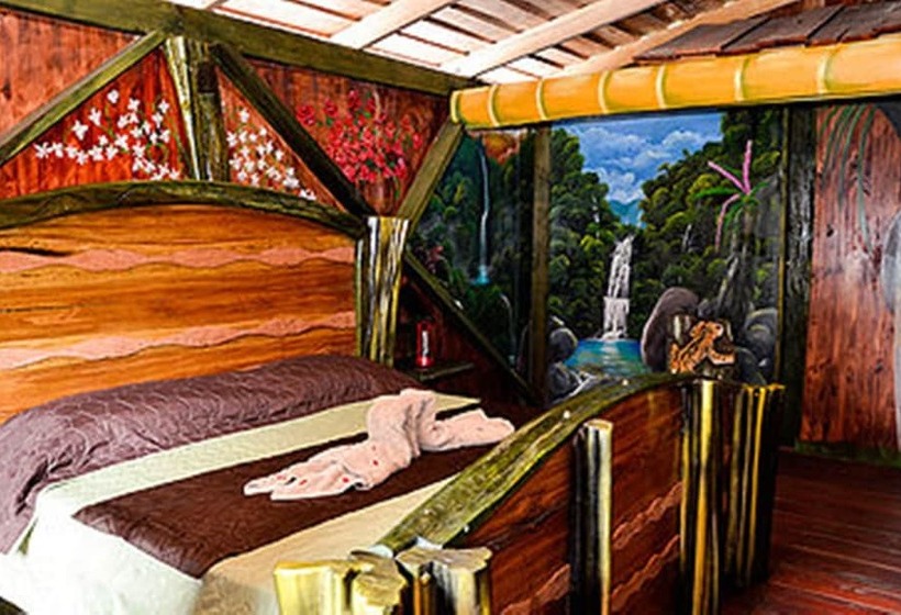 Romantic Room, Mirador Prendas