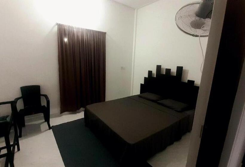 豪华房间, Airport Layover B&b