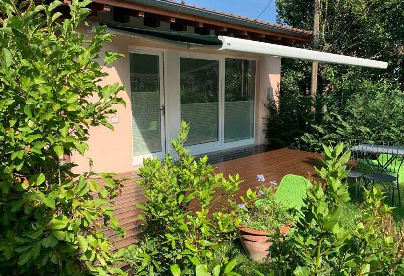 Номер Стандарт Вид на Сад, Casabella Lago Maggiore