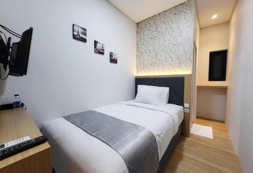 Студия Стандарт, Grand Plaza Boutique