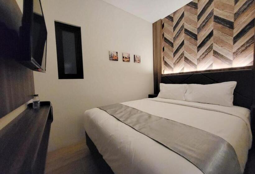Номер Deluxe, Grand Plaza Boutique