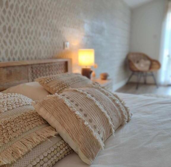 Люкс Повышенной Комфортности, La Cabane Bohème, Maison D Hôtes Bassin D Arcachon