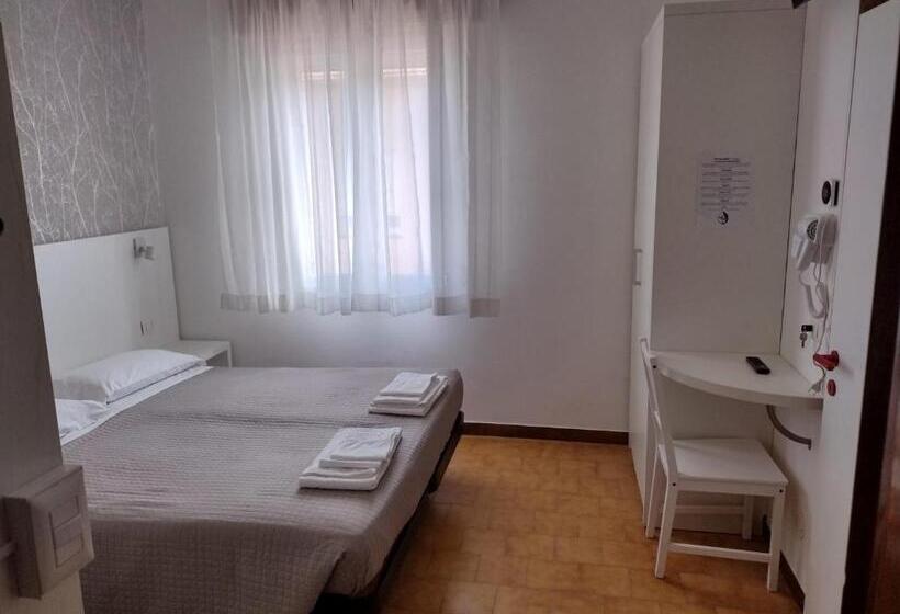 اتاق استاندارد سه نفره, Albergo Conca D Oro