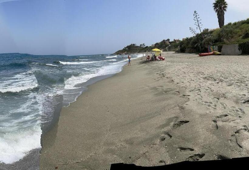 Апартаменты 1 Спальня Вид на Бассейн, Les Jardins De La Mer