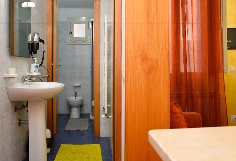 اتاق استاندارد, B&b La Corte Lecce