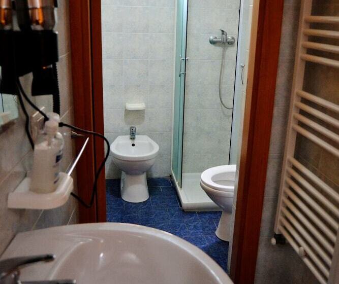 اتاق استاندارد سه نفره, B&b La Corte Lecce