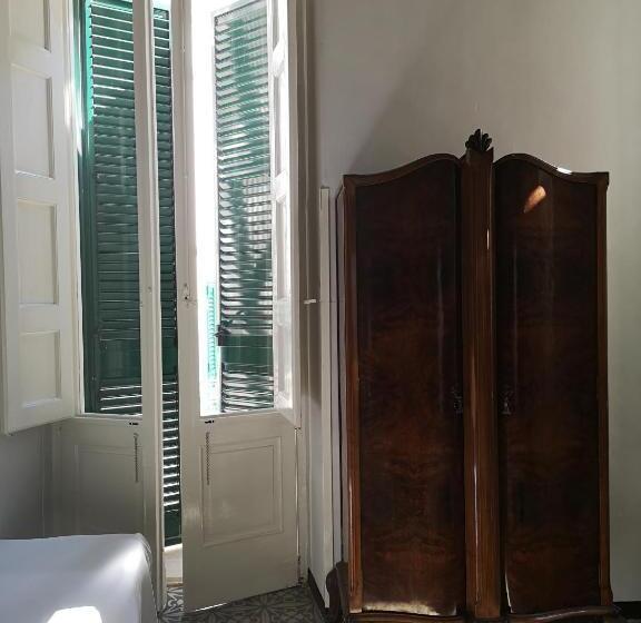 اتاق استاندارد سه نفره, B&b Palazzo Antonelli