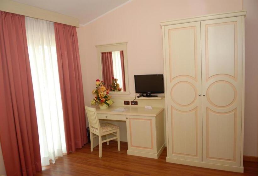 اتاق استاندارد, Plazza