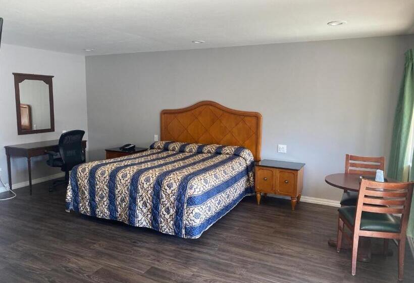 스탠다드 룸 킹사이즈 침대, Sun Valley Inn