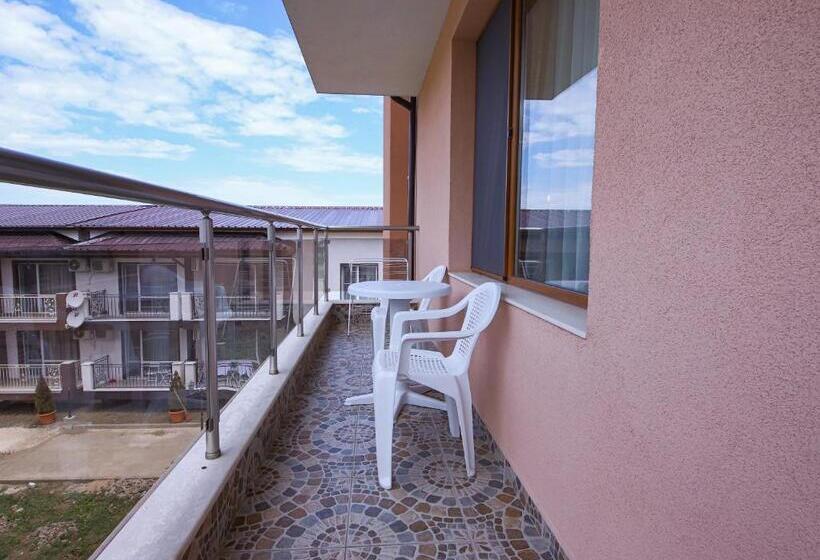 バルコニー付きデラックスルーム, Guesthouse Phoenix