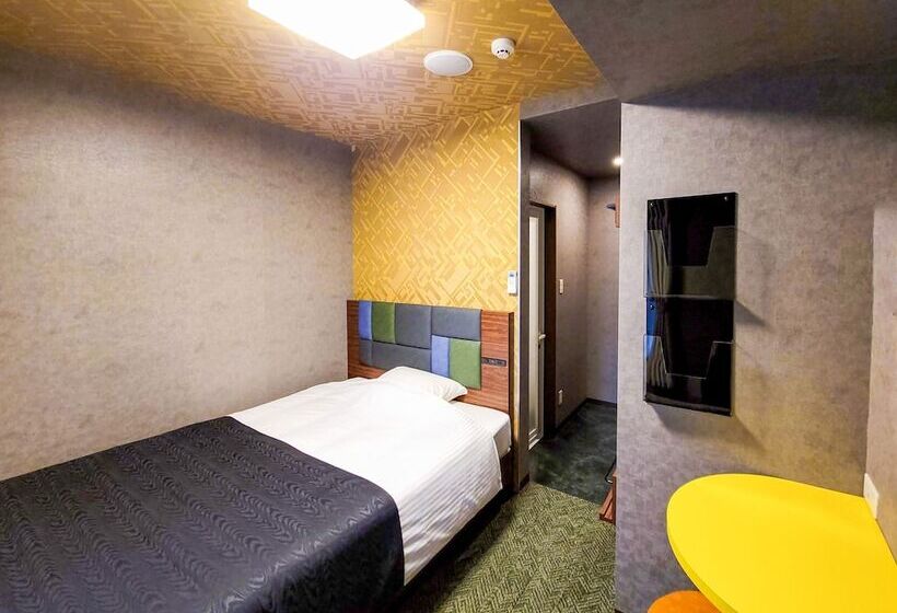 اتاق استاندارد یک نفره, Apa Hotel Naha Airport Wakasa