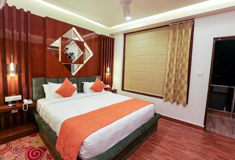 스탠다드 룸 산 전망, Regenta Resort Madhuganga Ukhimath