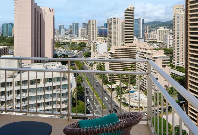 آپارتمان لوکس 2 خوابه, Ilikai Hotel & Luxury Suites