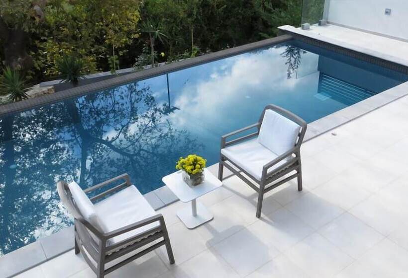 Люкс с Бассейном, Tesoro Blu Hotel & Spa Adults Only