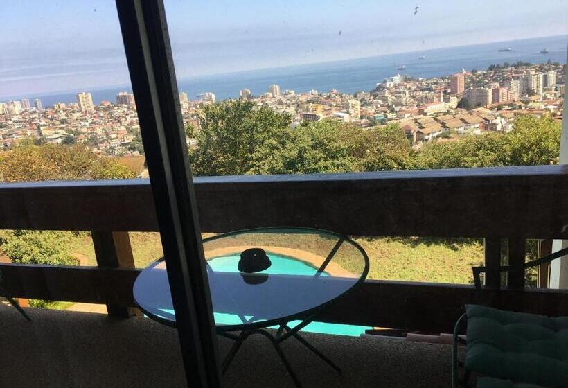 Номер Superior, My Fathers House