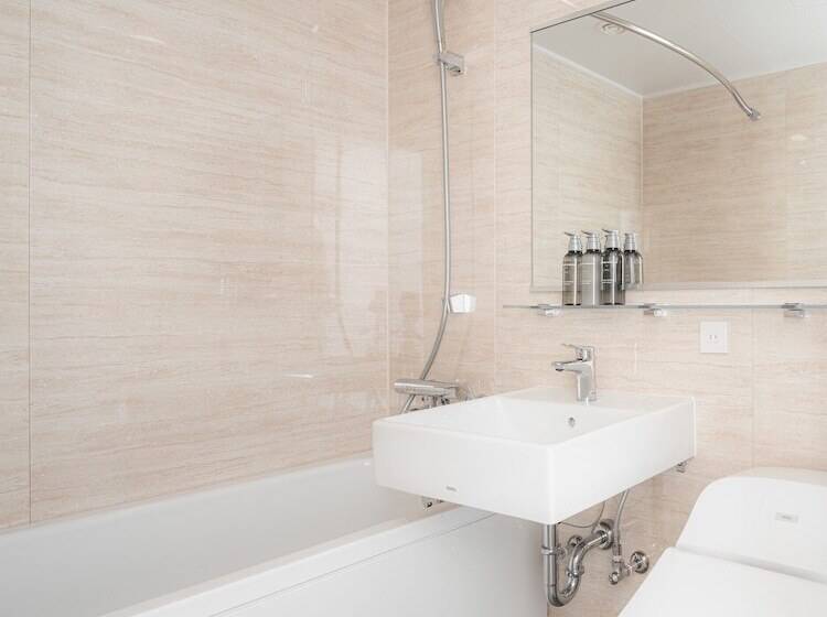 디럭스 룸, Nest Hotel Naha Nishi