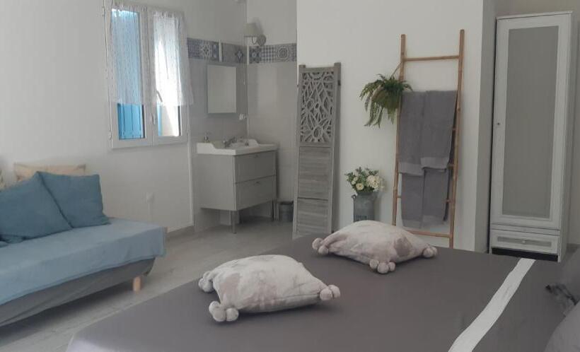Трехместный Номер Superior, Maison D Hôtes & Spa La Chêneraie Provence Ventoux
