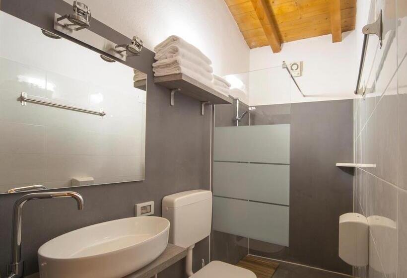Четырехместный Номер Стандарт, Locanda Al Centrale