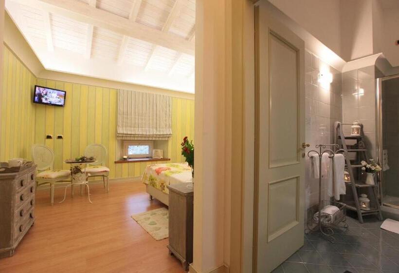 Номер Стандарт Трехместный, Villa Euchelia