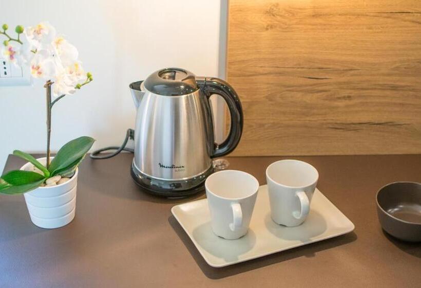 스탠다드 트리플 발코니 룸, Il Muro Vecchio Design